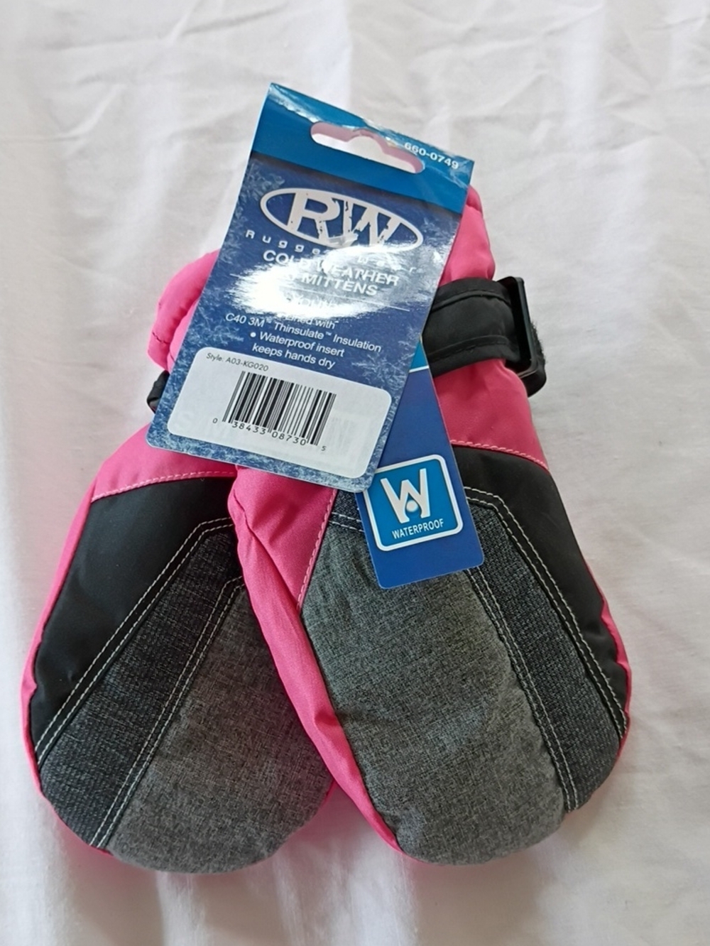 NWT RW Rugged Wear Waterproof Youth Cold Weather Ski Mittens in Pink And Gray